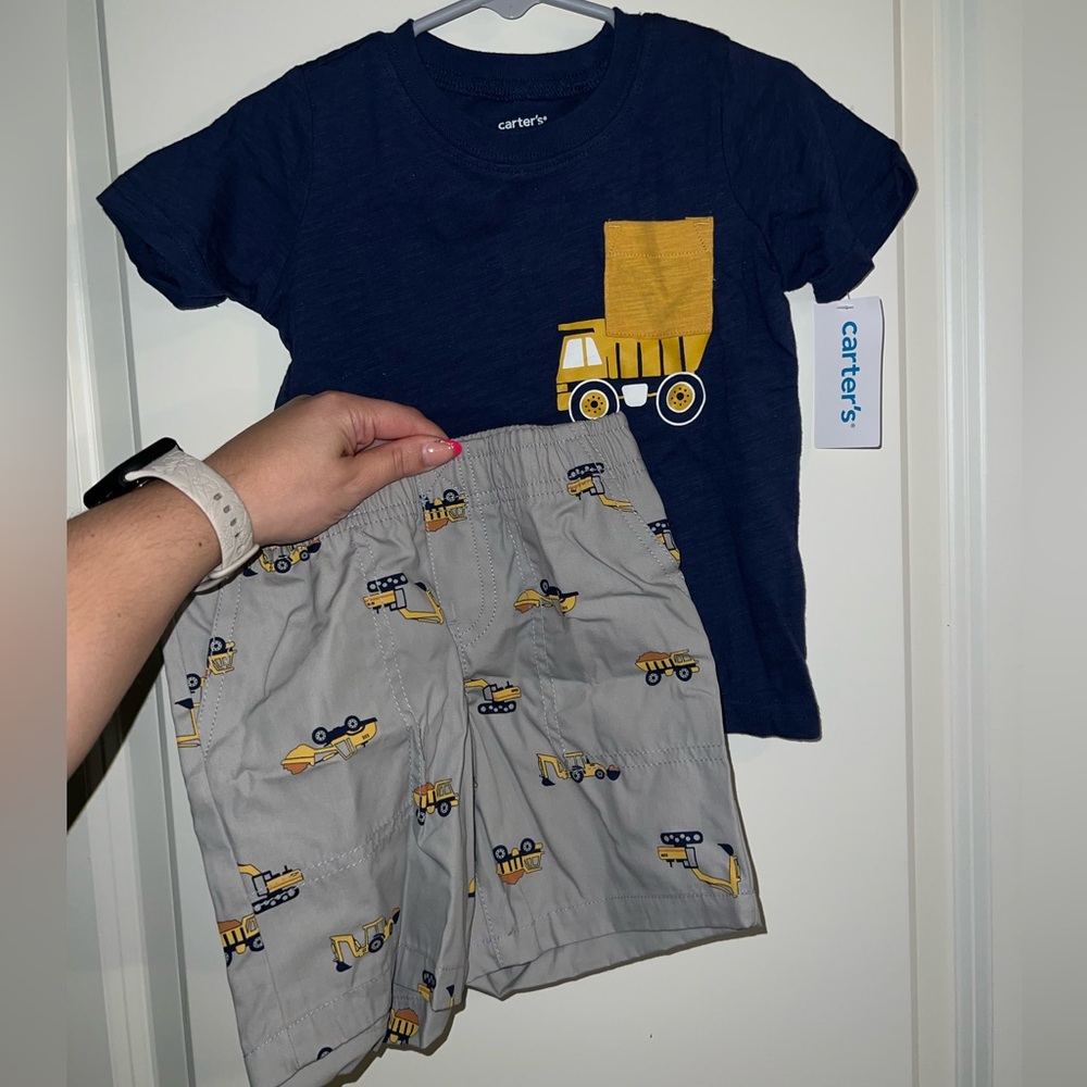 Carters 24 months boys matching set - NWT